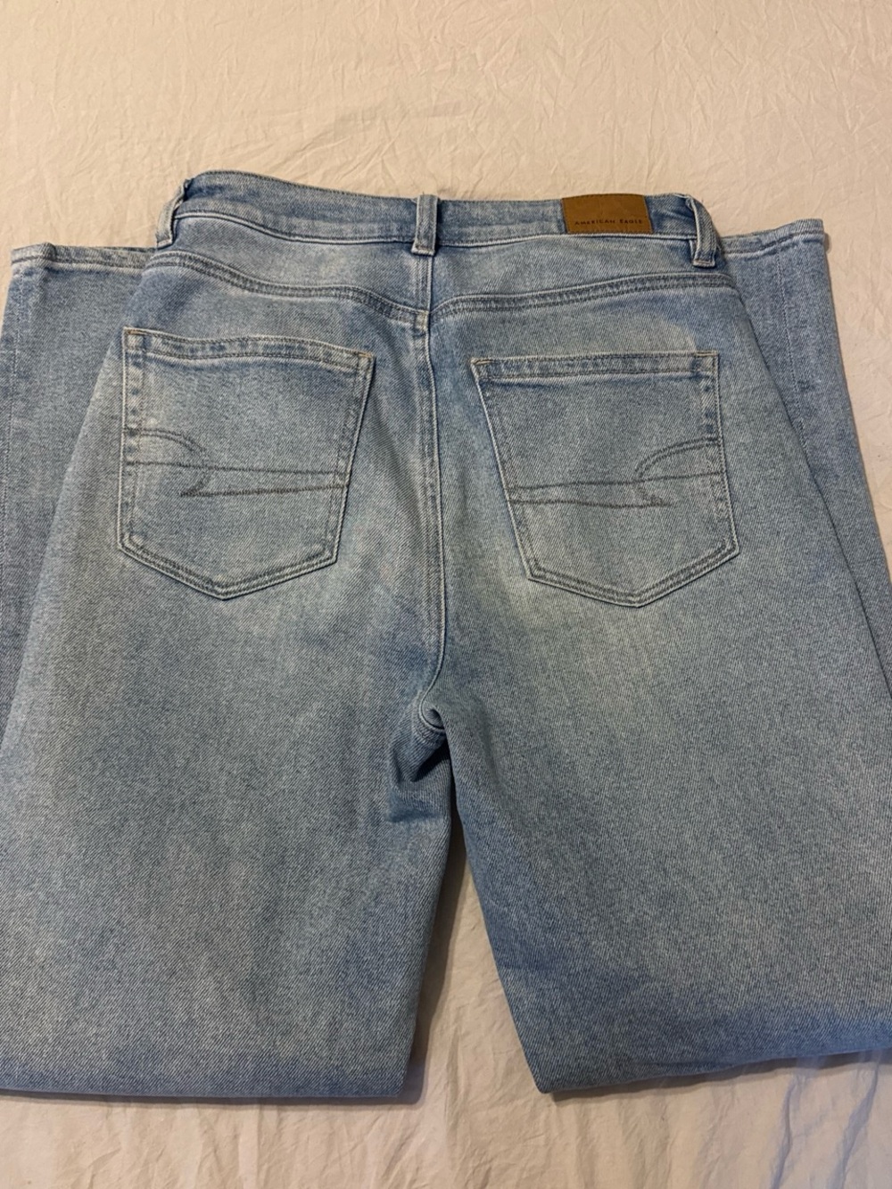 American Eagle Outfitters Light Wash Straight Leg Men’s Jeans